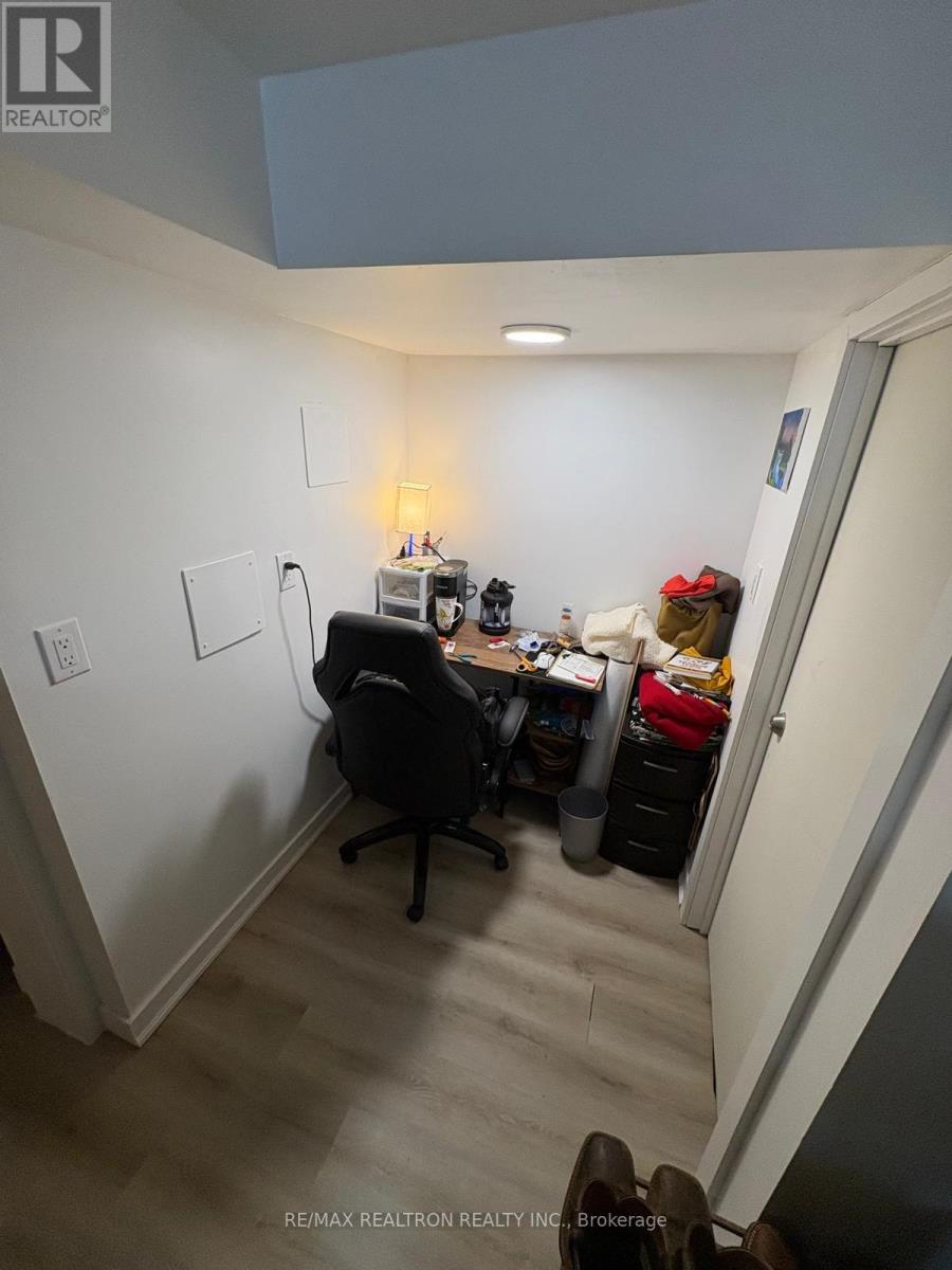 143 Peel Street, Barrie, Ontario  L4M 3L7 - Photo 24 - S13018808