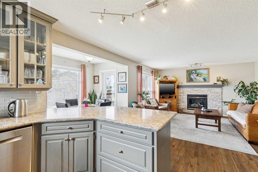 79 Sheep River Crescent, Okotoks, Alberta  T1S 1T7 - Photo 8 - A2300819