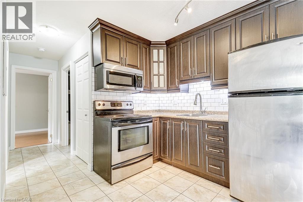 119 Cedar Street S Unit# 8, Kitchener, Ontario  N2G 3L6 - Photo 11 - 40821755