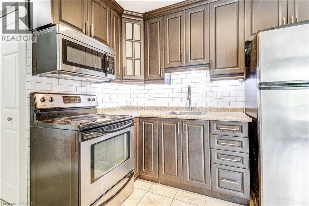 119 Cedar Street S Unit# 8, Kitchener, Ontario  N2G 3L6 - Photo 13 - 40821755
