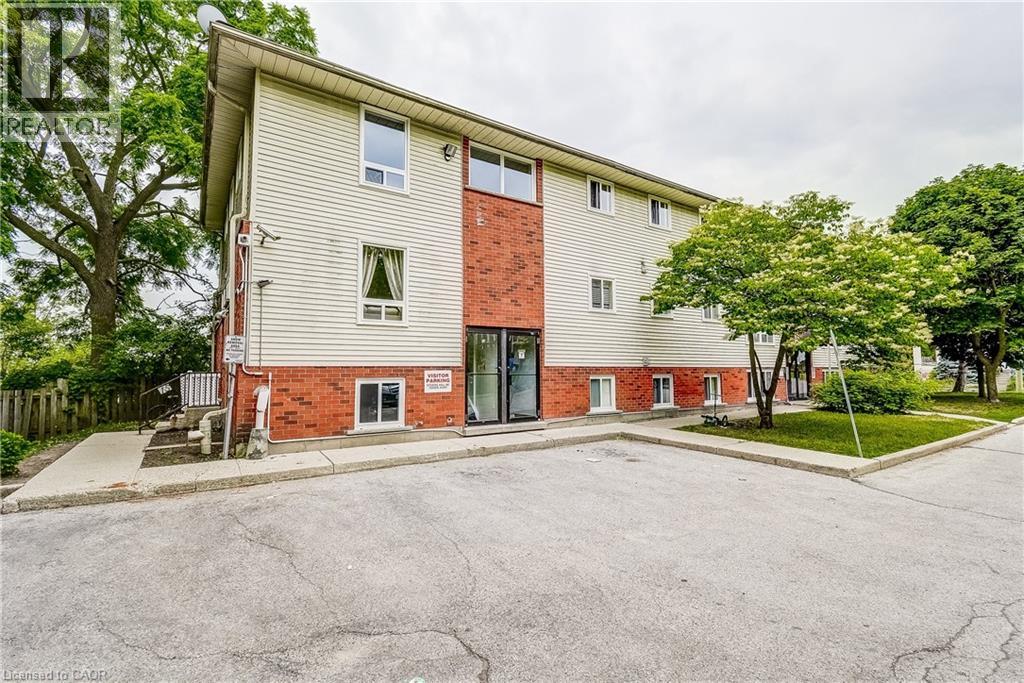 119 Cedar Street S Unit# 8, Kitchener, Ontario  N2G 3L6 - Photo 2 - 40821755