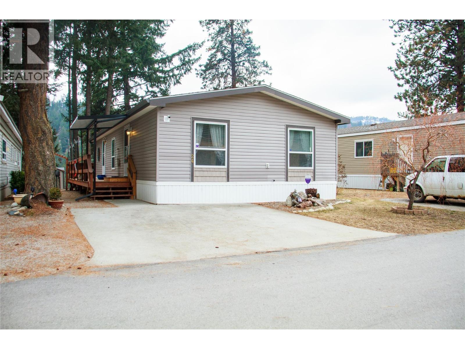 5371 Princeton Avenue Unit# 24, peachland, British Columbia
