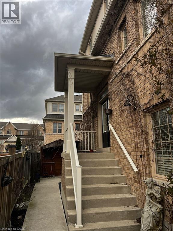 2165 Fiddlers Way, Oakville, Ontario  L6M 0M4 - Photo 4 - 40821585