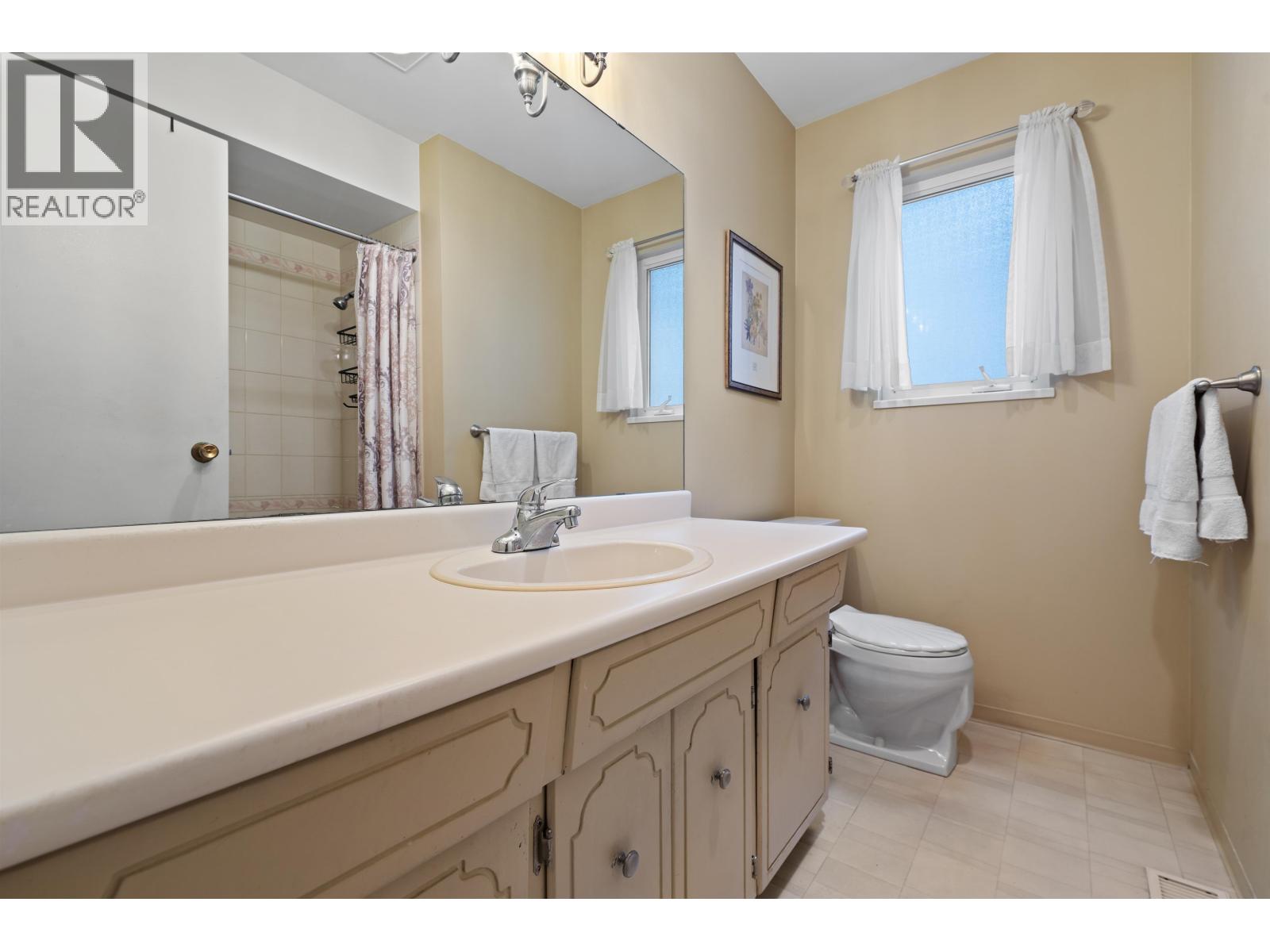 3563 Sykes Road, North Vancouver, British Columbia  V7K 2X4 - Photo 14 - R3113209