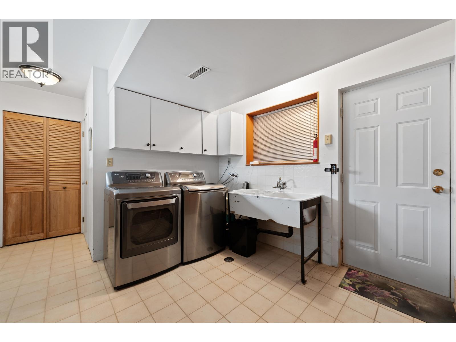 3563 Sykes Road, North Vancouver, British Columbia  V7K 2X4 - Photo 20 - R3113209