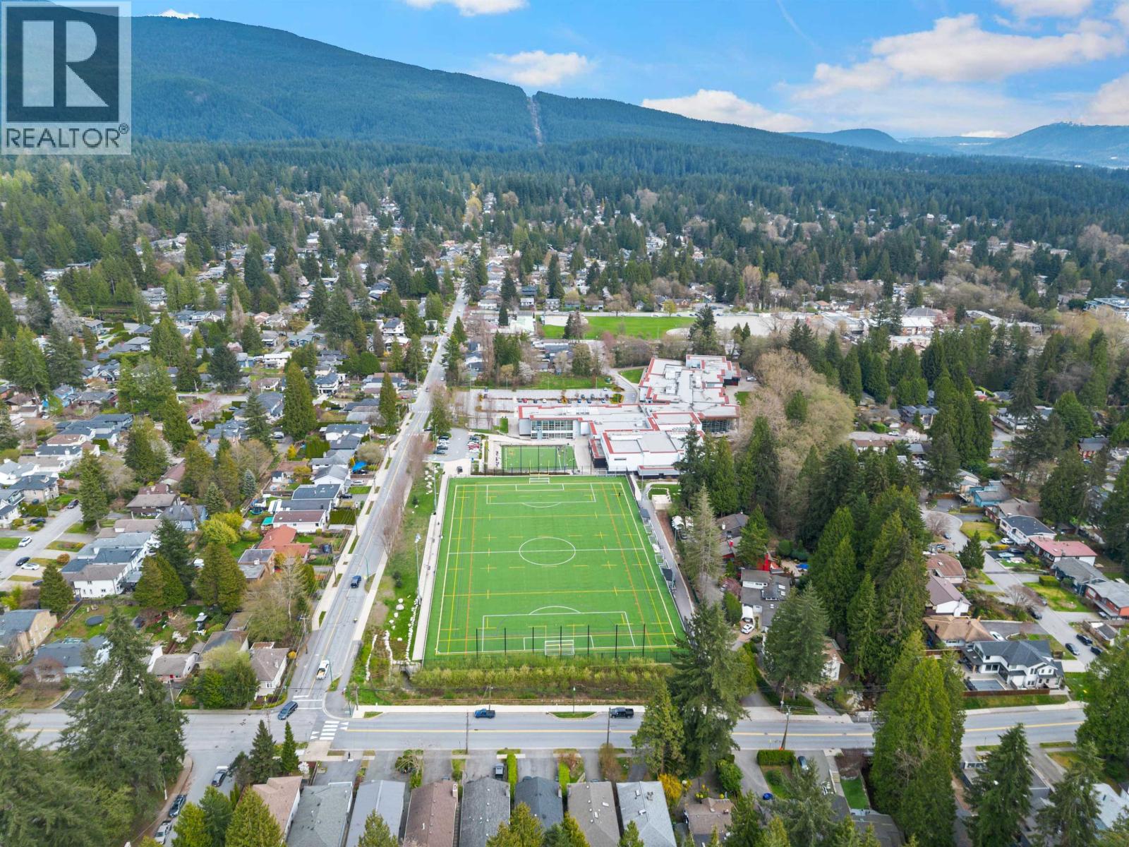 3563 Sykes Road, North Vancouver, British Columbia  V7K 2X4 - Photo 30 - R3113209