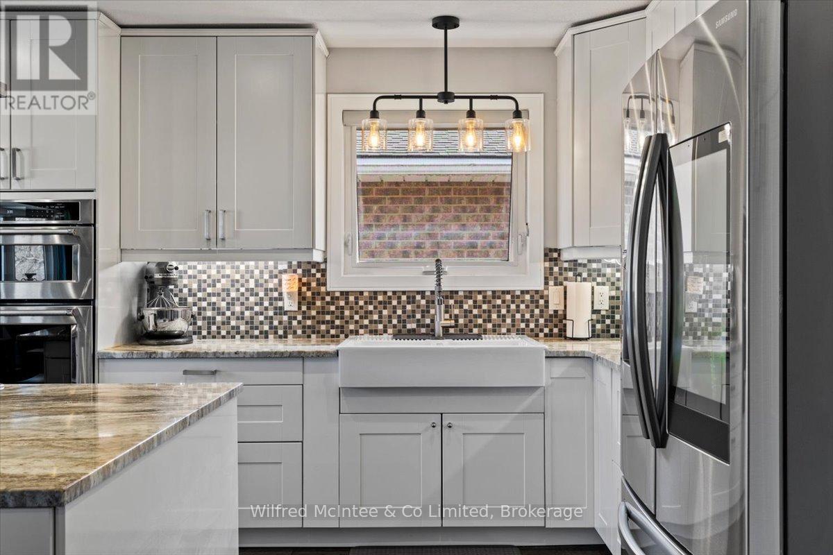 32 West River Road, Brockton, Ontario  N0G 2V0 - Photo 10 - X13019576