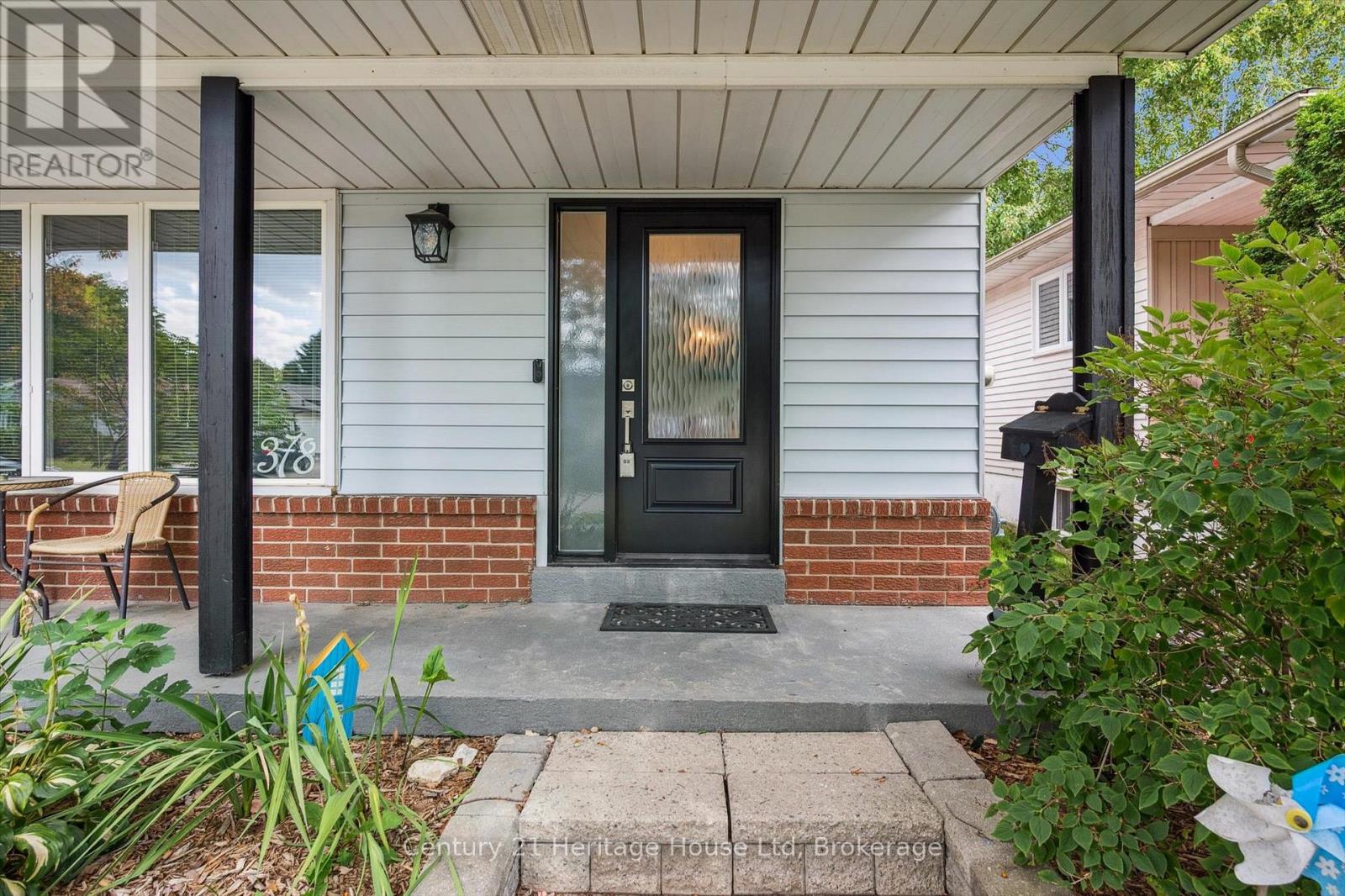 378 West Acres Drive, Guelph, Ontario  N1H 7A8 - Photo 5 - X13019652