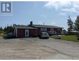 7 Center Island Road
