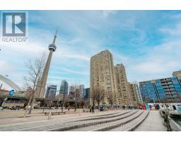 2508 - 270 QUEENS QUAY W, Toronto, Ontario
