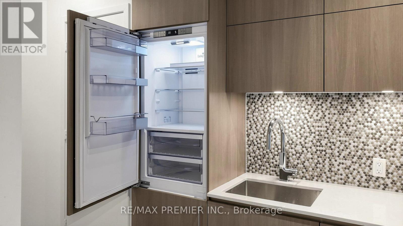 1103 - 1 Yorkville Avenue, Toronto, Ontario  M4W 0B1 - Photo 16 - C13019500