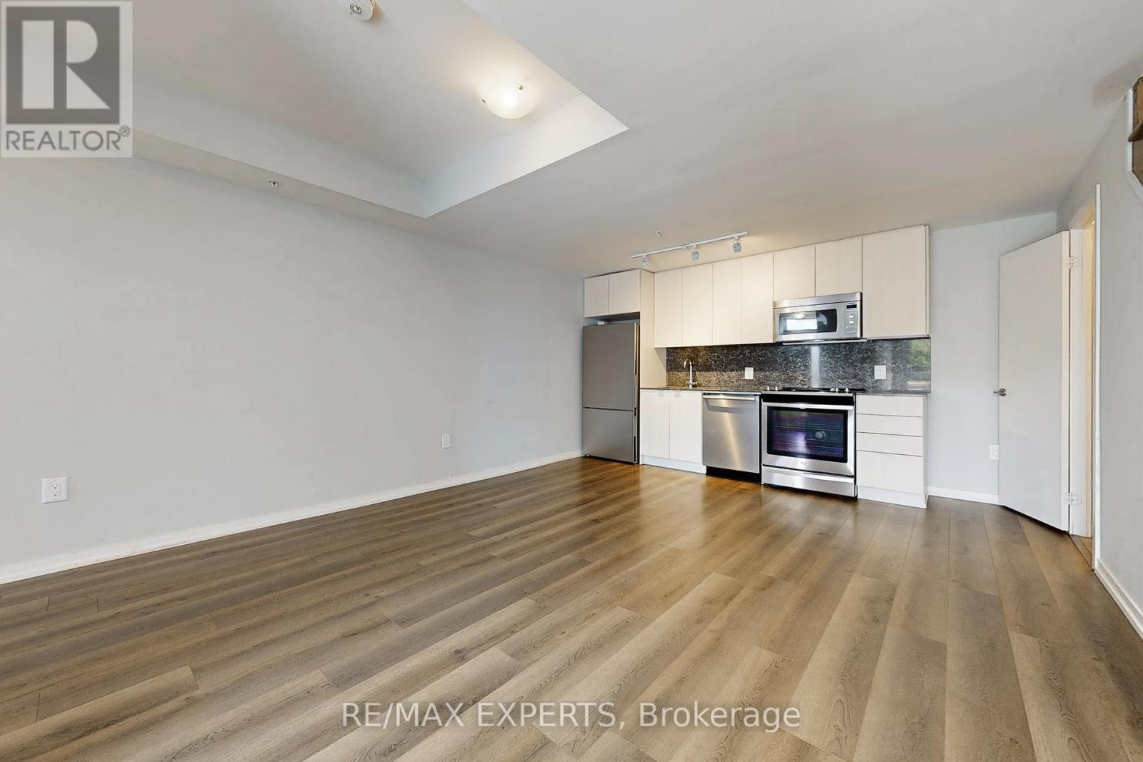 Th 106 - 3237 Bayview Avenue, Toronto, Ontario  M2K 2J7 - Photo 8 - C13019516