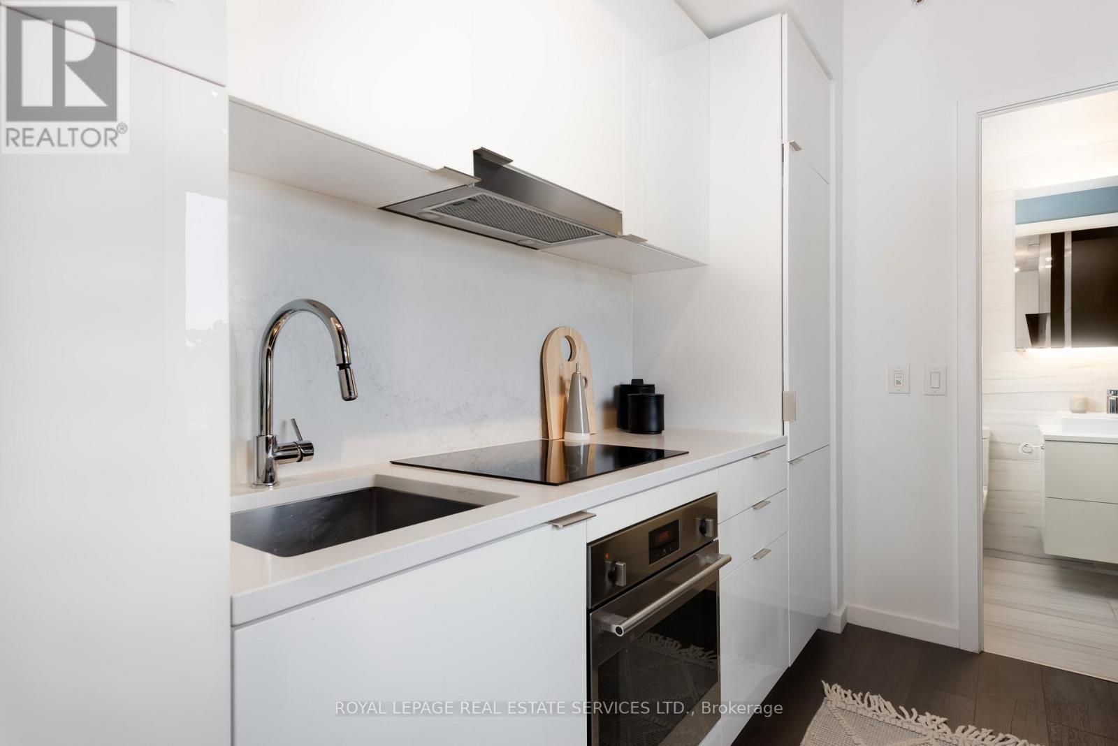 711 - 170 Bayview Avenue, Toronto (Waterfront Communities), Ontario  M5A 0M4 - Photo 16 - C13019548