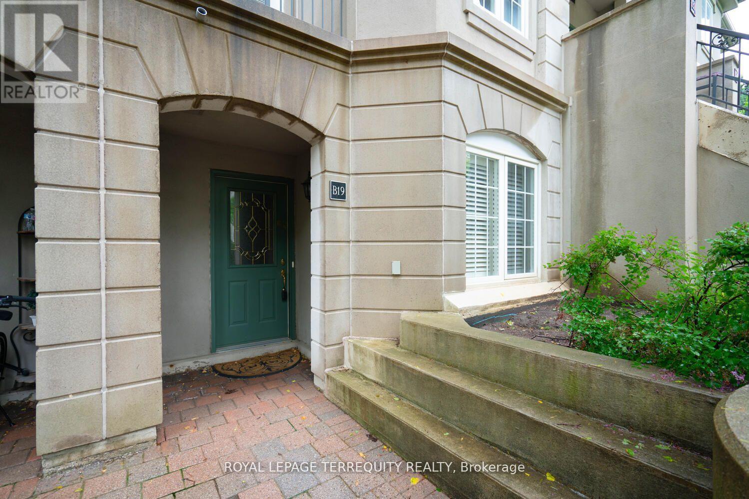 B19 - 108 Finch Avenue W, Toronto, Ontario  M2N 6W6 - Photo 3 - C13019558