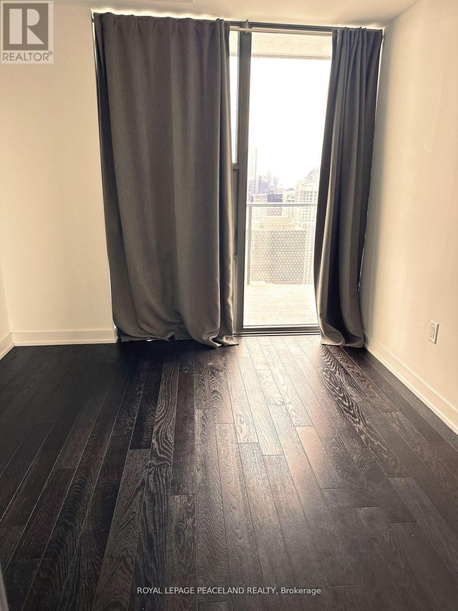 4803 - 11 Wellesley Street W, Toronto, Ontario  M4Y 0G4 - Photo 5 - C13019566