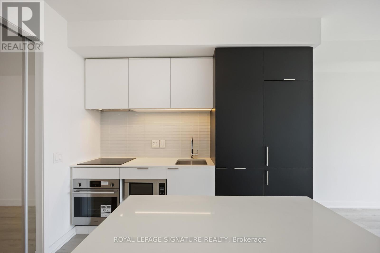 2404 - 33 Helendale Avenue, Toronto, Ontario  M4R 0A4 - Photo 11 - C13019600