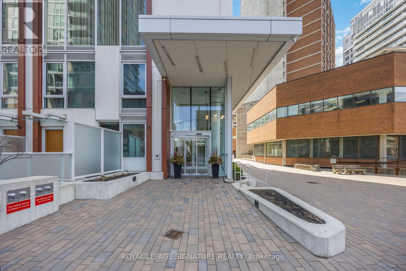 2404 - 33 Helendale Avenue, Toronto, Ontario  M4R 0A4 - Photo 29 - C13019600