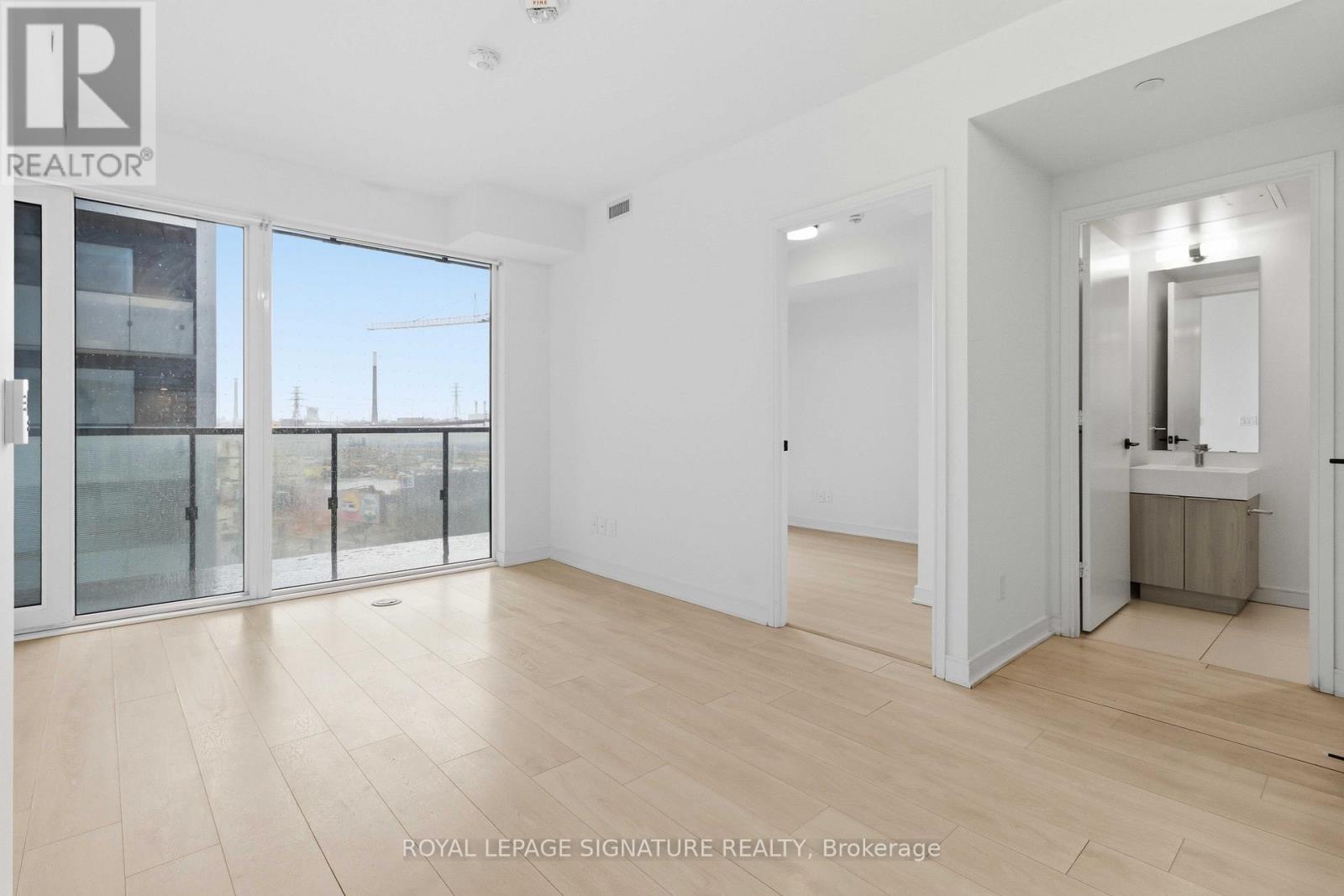 S451 - 35 Rolling Mills Road, Toronto (Waterfront Communities), Ontario  M5A 0V6 - Photo 11 - C13019622