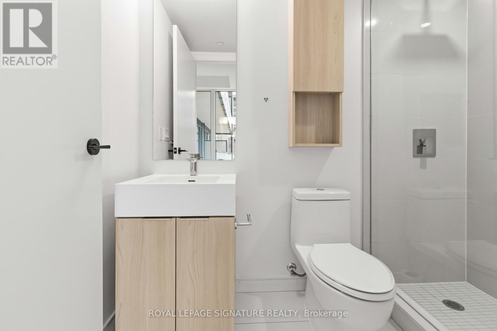 S451 - 35 Rolling Mills Road, Toronto (Waterfront Communities), Ontario  M5A 0V6 - Photo 23 - C13019622