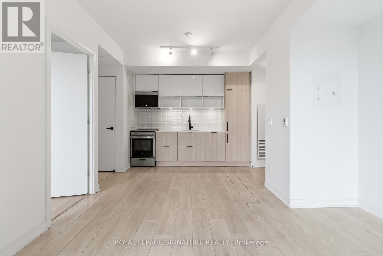 S451 - 35 Rolling Mills Road, Toronto (Waterfront Communities), Ontario  M5A 0V6 - Photo 8 - C13019622