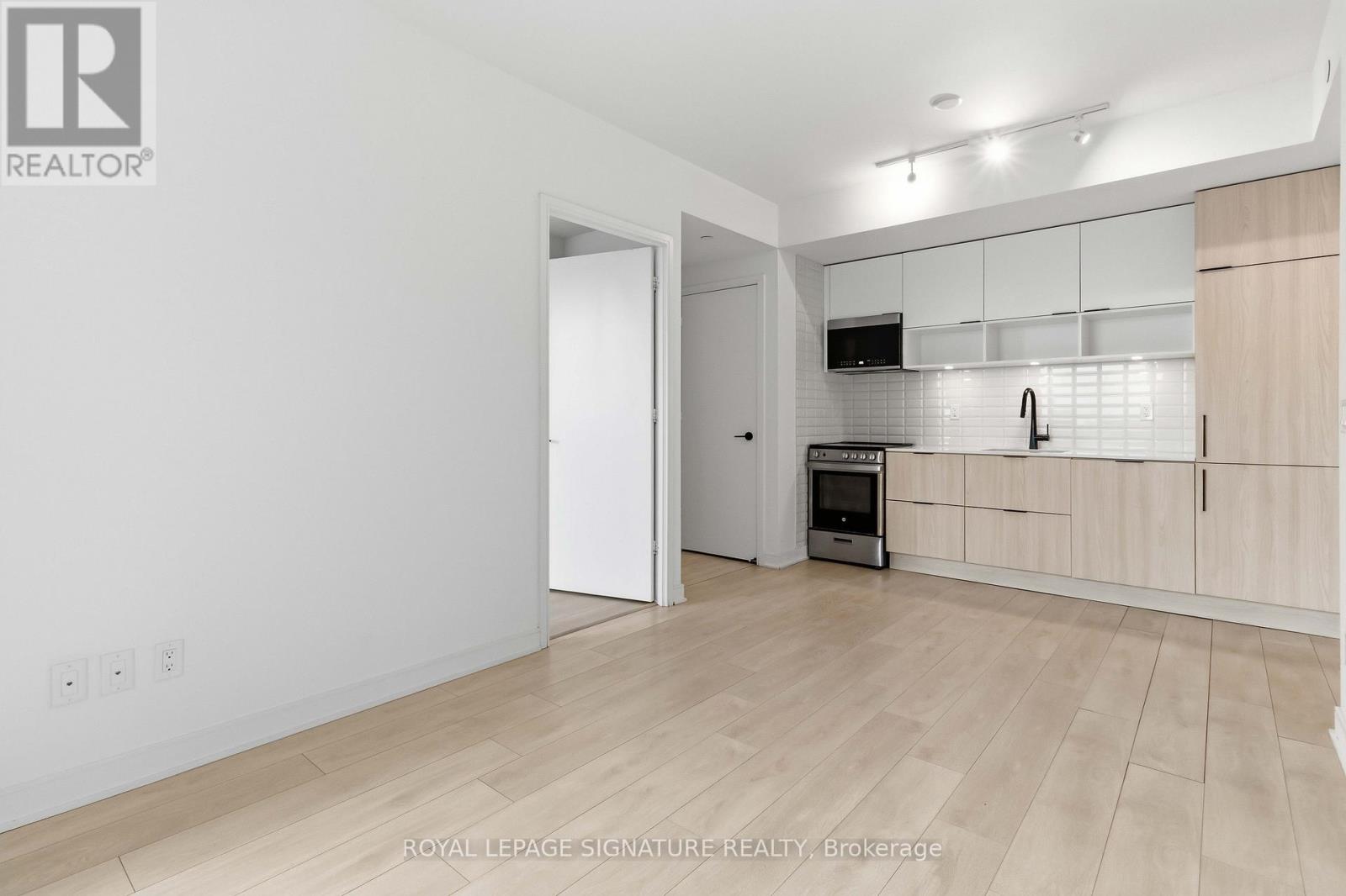 S451 - 35 Rolling Mills Road, Toronto (Waterfront Communities), Ontario  M5A 0V6 - Photo 9 - C13019622