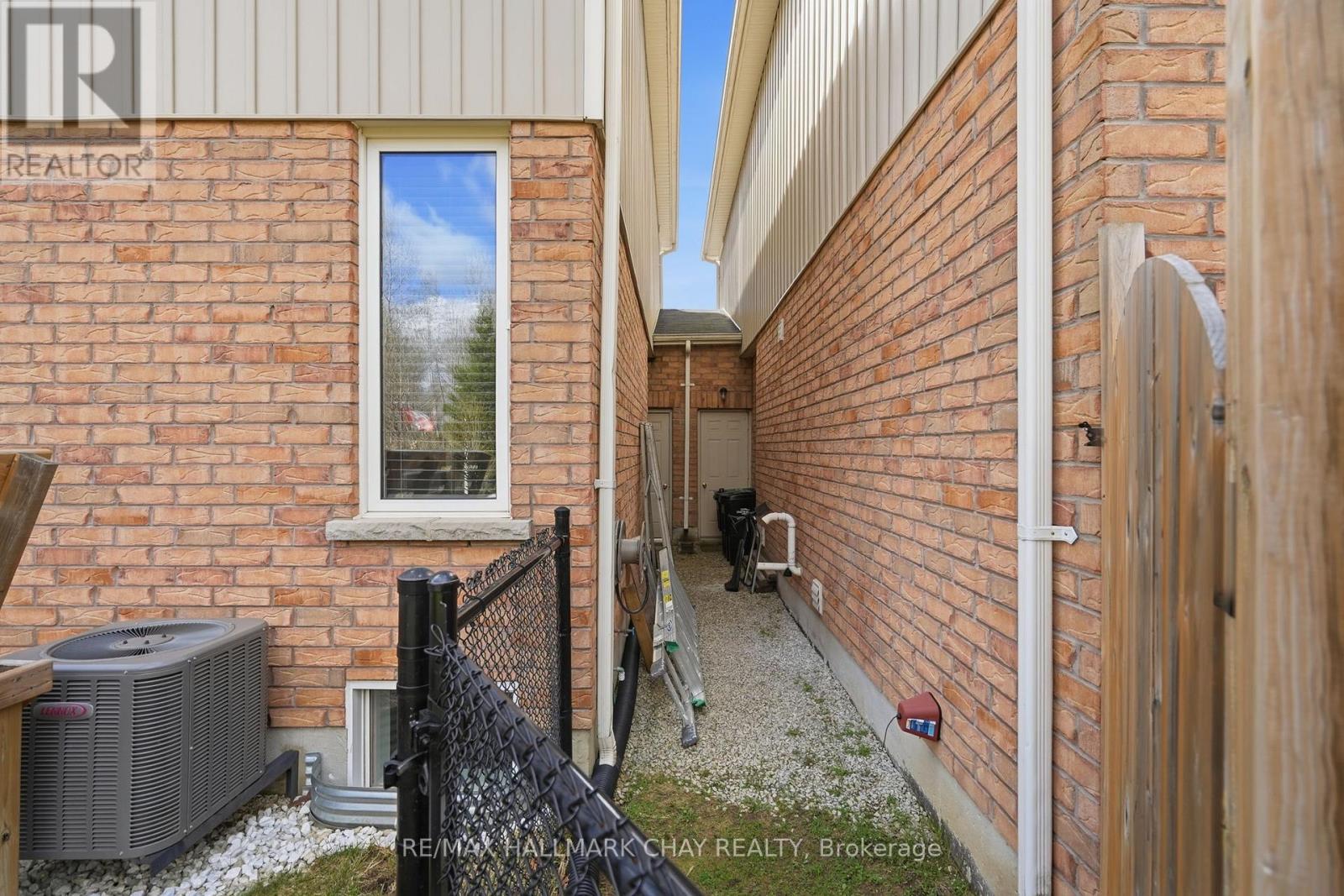 113 Collier Crescent, Essa, Ontario  L3W 0M9 - Photo 38 - N13018804