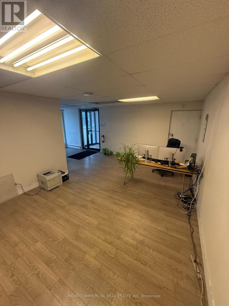 230 North Queen Street, Toronto, Ontario  M9C 4Y1 - Photo 8 - W12819122