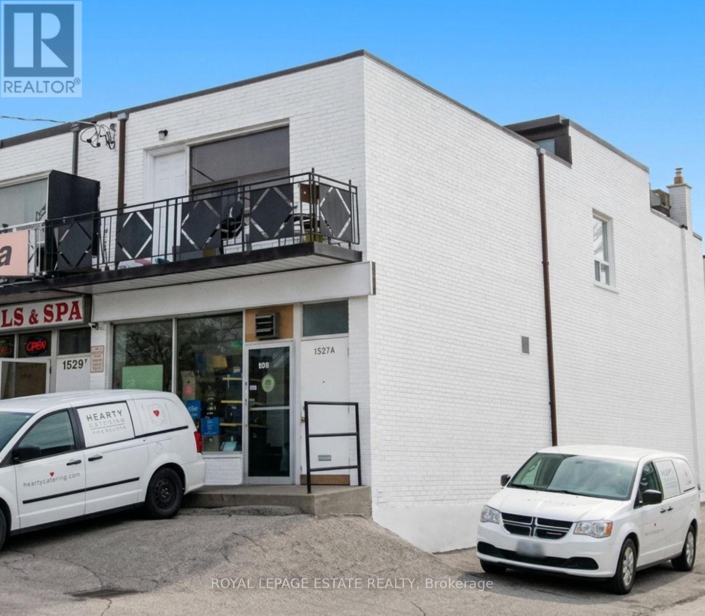 1527 O'CONNOR DRIVE, Toronto, Ontario