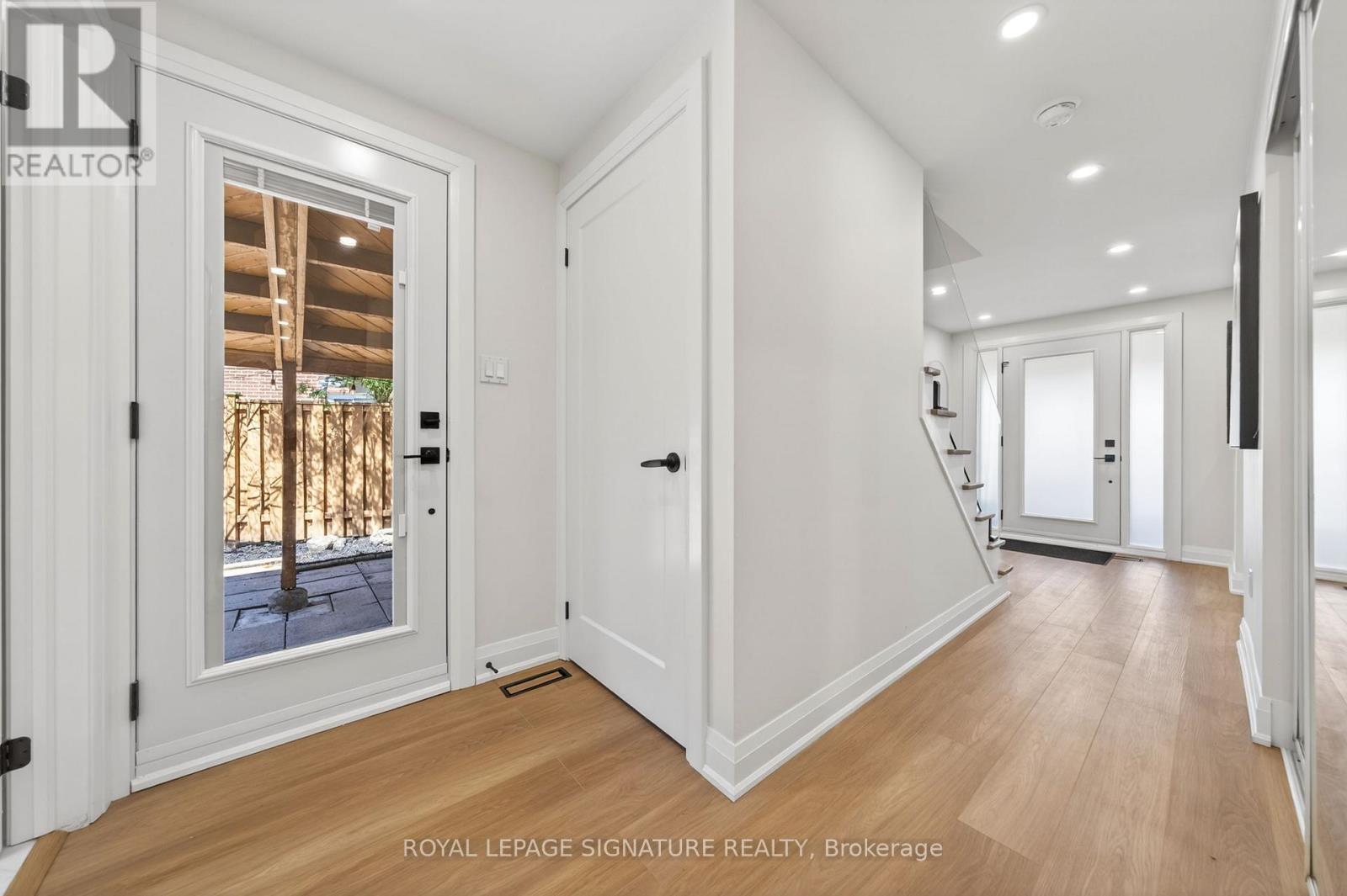 26 Carondale Crescent, Toronto (L'amoreaux), Ontario  M1W 2B1 - Photo 17 - E13019502