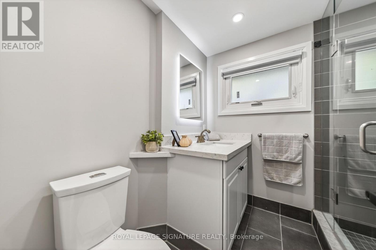 26 Carondale Crescent, Toronto (L'amoreaux), Ontario  M1W 2B1 - Photo 25 - E13019502