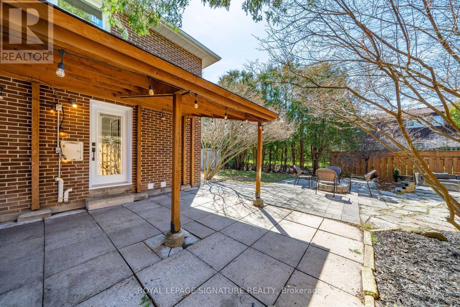 26 Carondale Crescent, Toronto (L'amoreaux), Ontario  M1W 2B1 - Photo 37 - E13019502