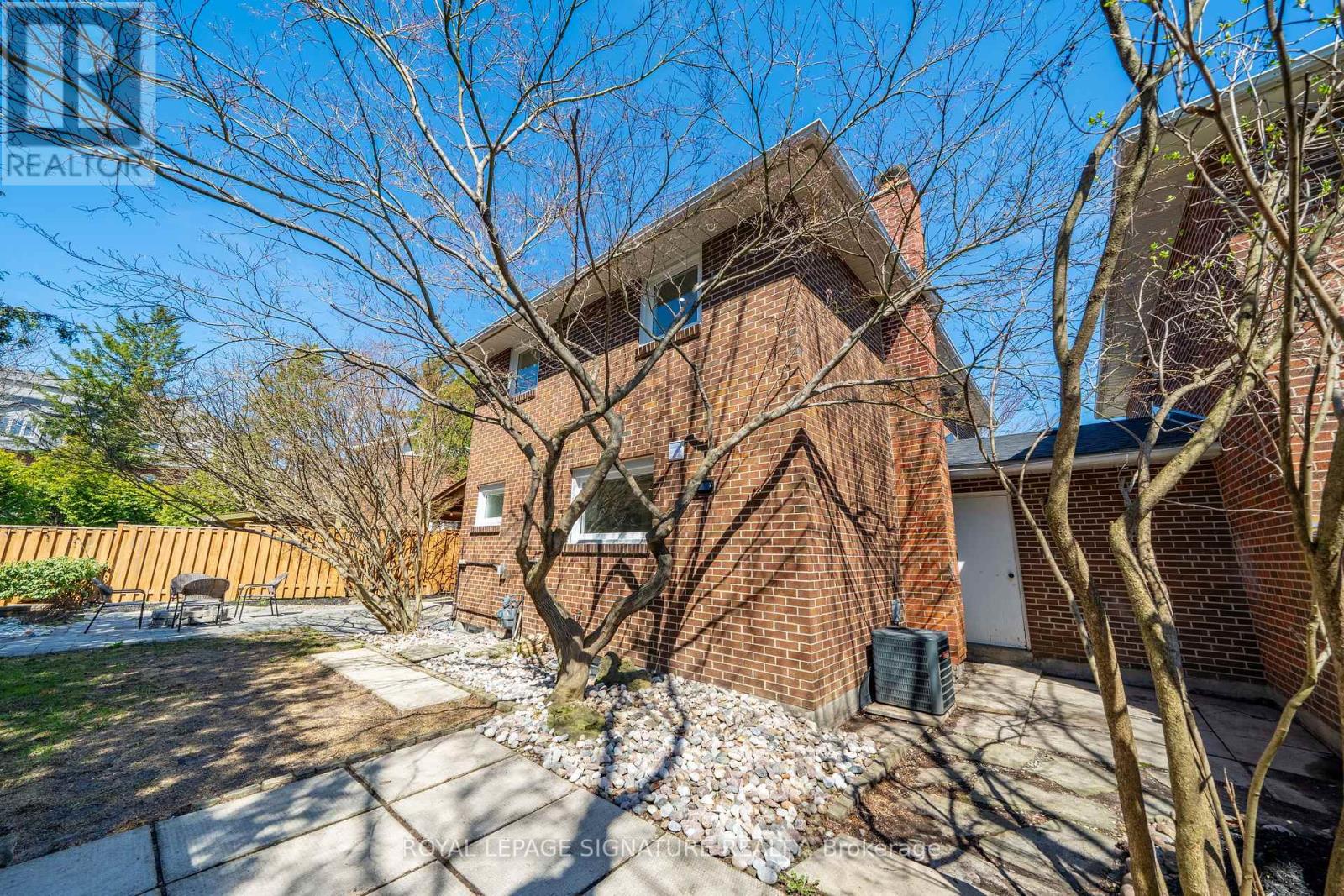 26 Carondale Crescent, Toronto (L'amoreaux), Ontario  M1W 2B1 - Photo 41 - E13019502