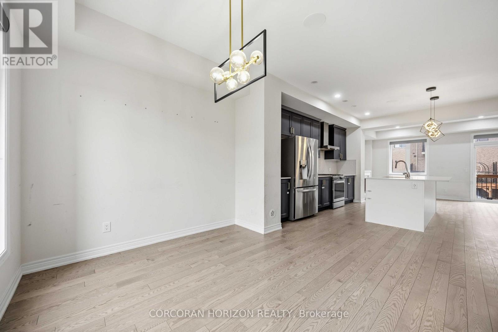 91 Dorian Drive, Whitby, Ontario  L1P 0C8 - Photo 5 - E13019528