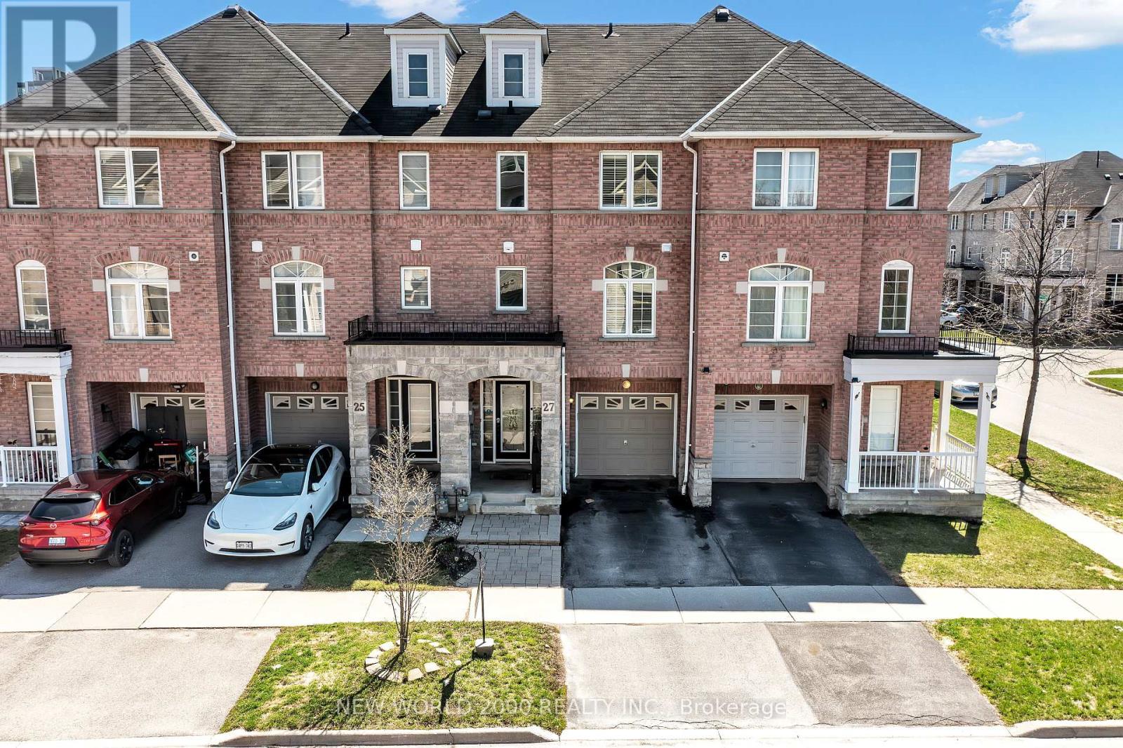 27 STONEWOOD STREET, Ajax, Ontario