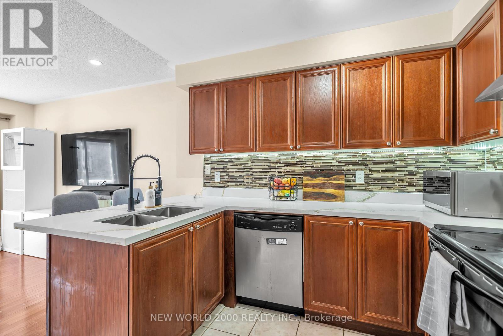 27 Stonewood Street, Ajax, Ontario  L1S 0B3 - Photo 19 - E13019620