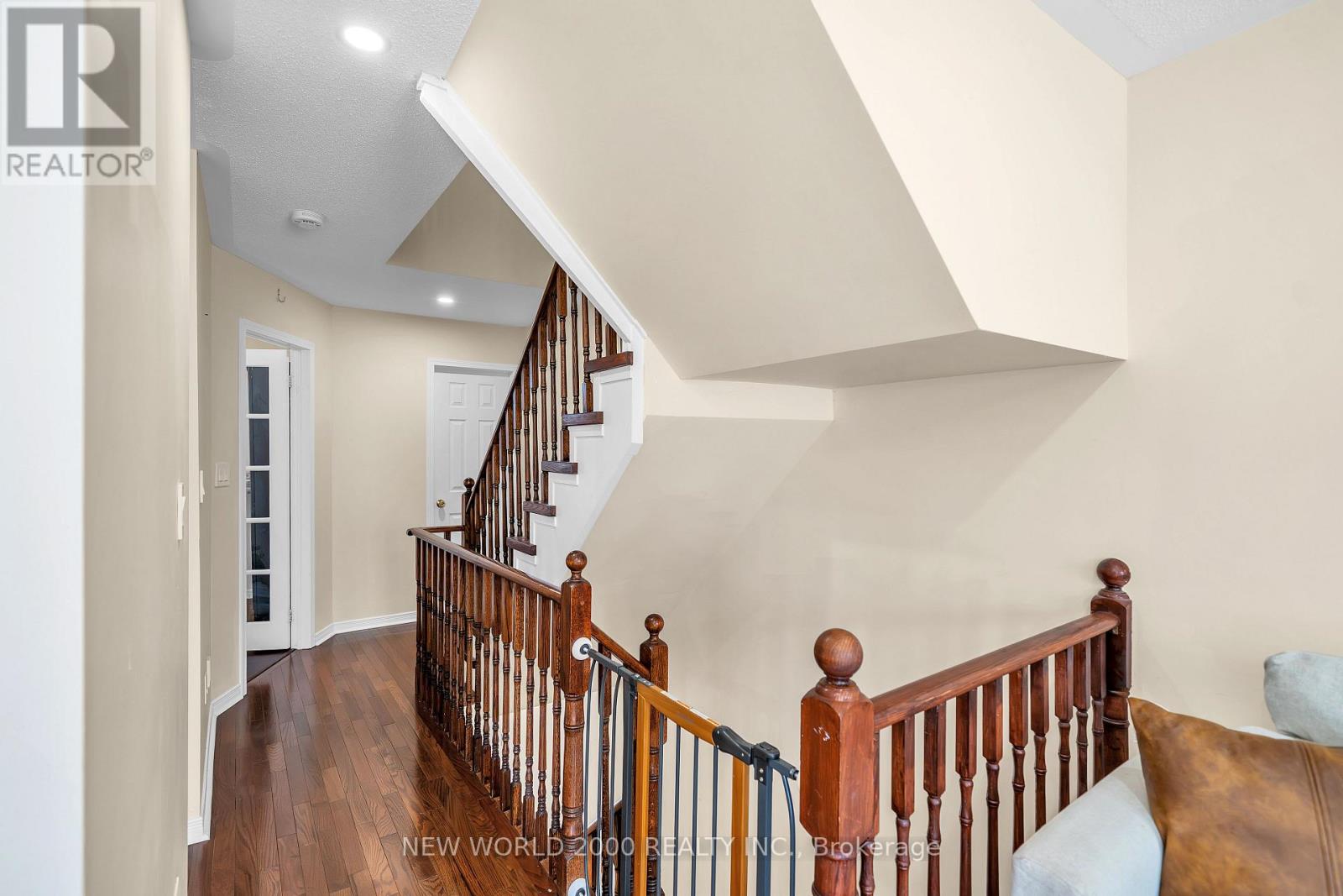 27 Stonewood Street, Ajax, Ontario  L1S 0B3 - Photo 23 - E13019620