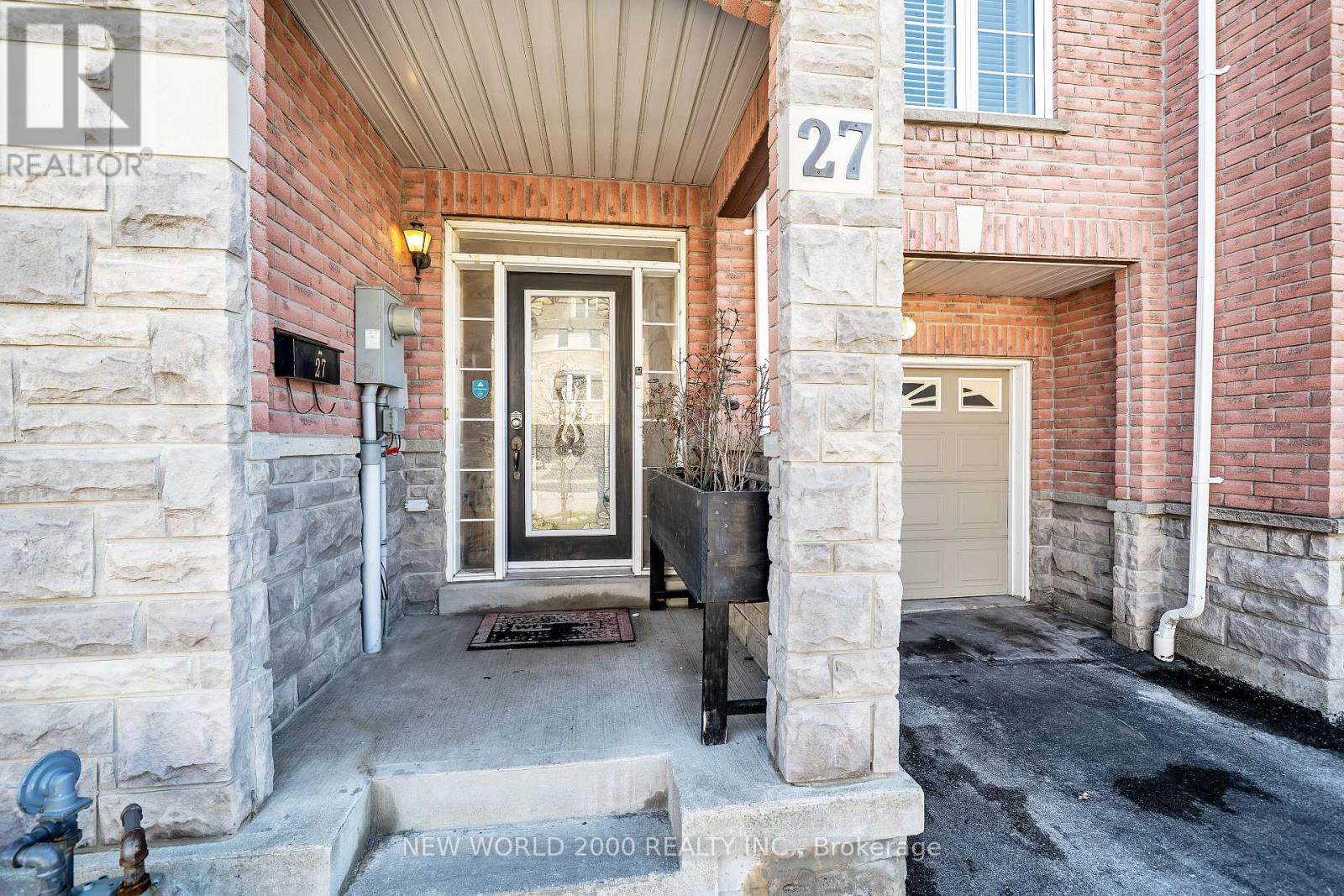 27 Stonewood Street, Ajax, Ontario  L1S 0B3 - Photo 3 - E13019620