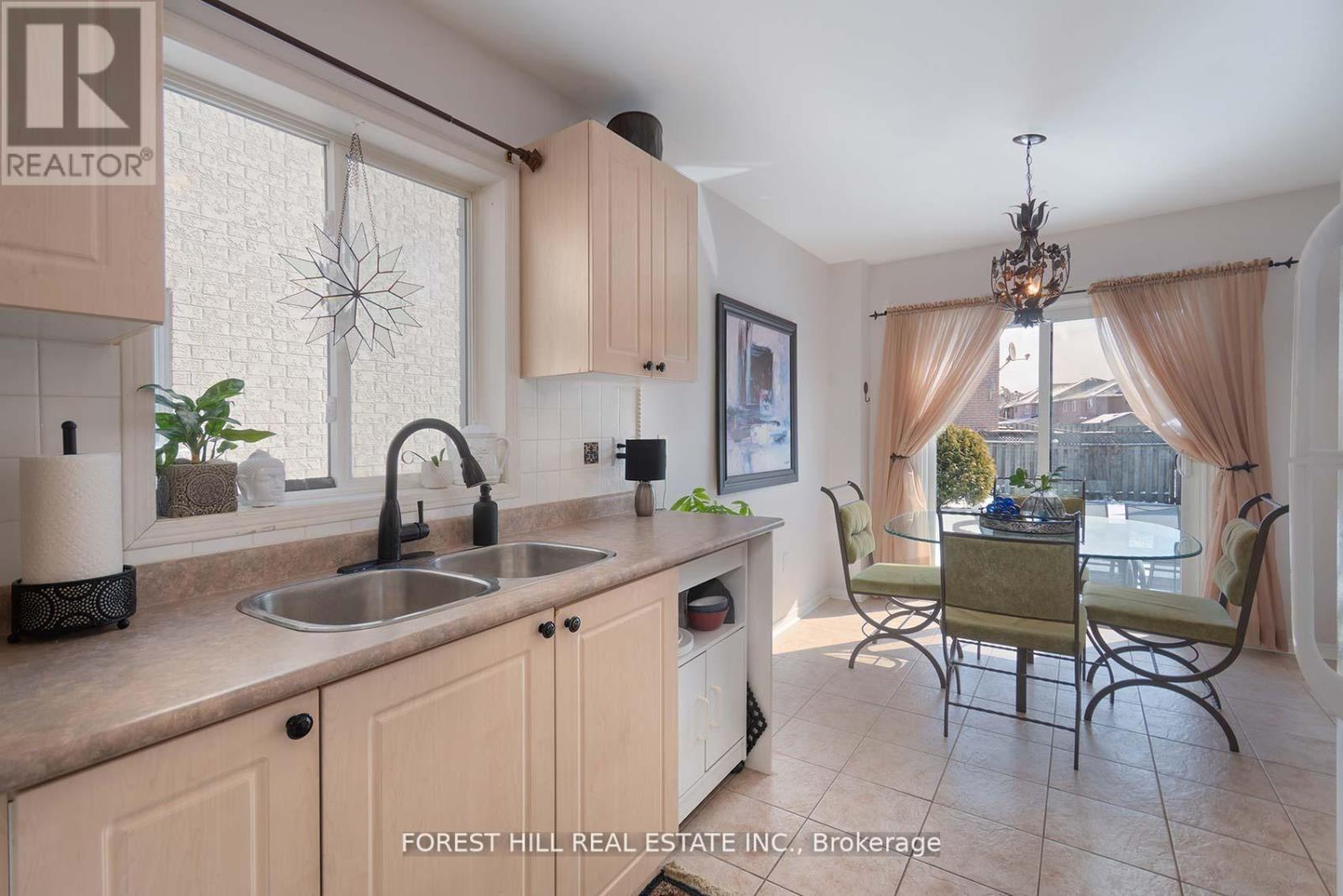 70 Havenlea Road, Toronto, Ontario  M1X 1T2 - Photo 11 - E13019634