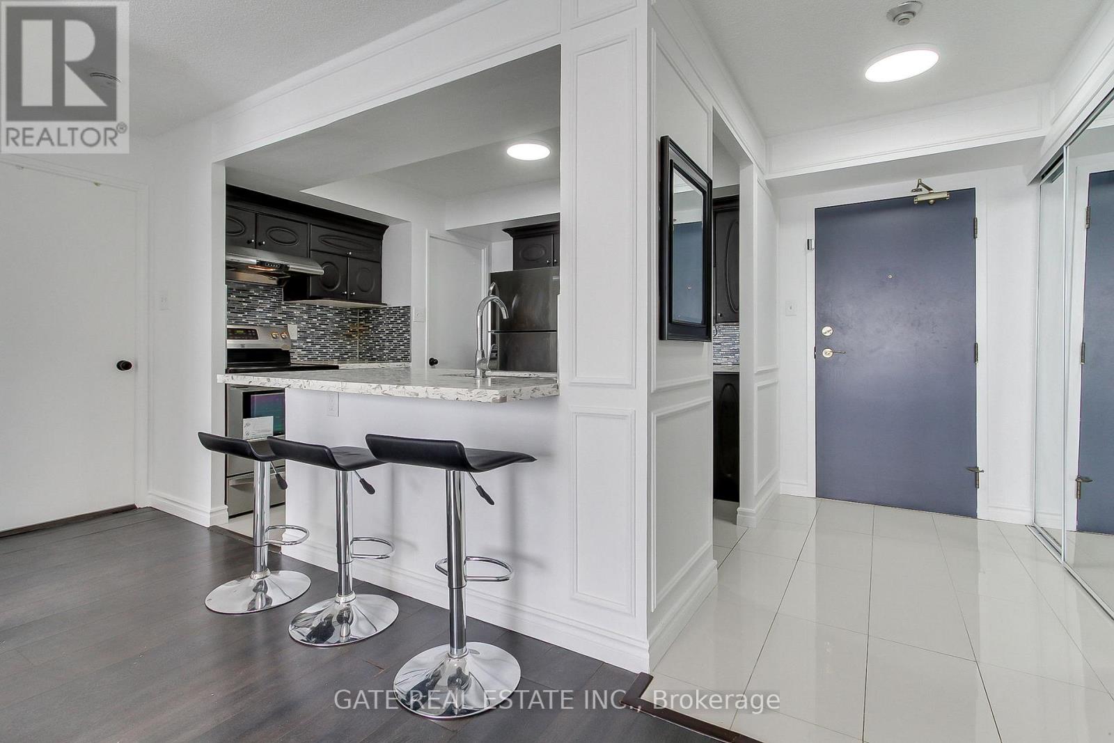 1710 - 330 Mccowan Road, Toronto, Ontario  M1J 3N3 - Photo 7 - E13019638