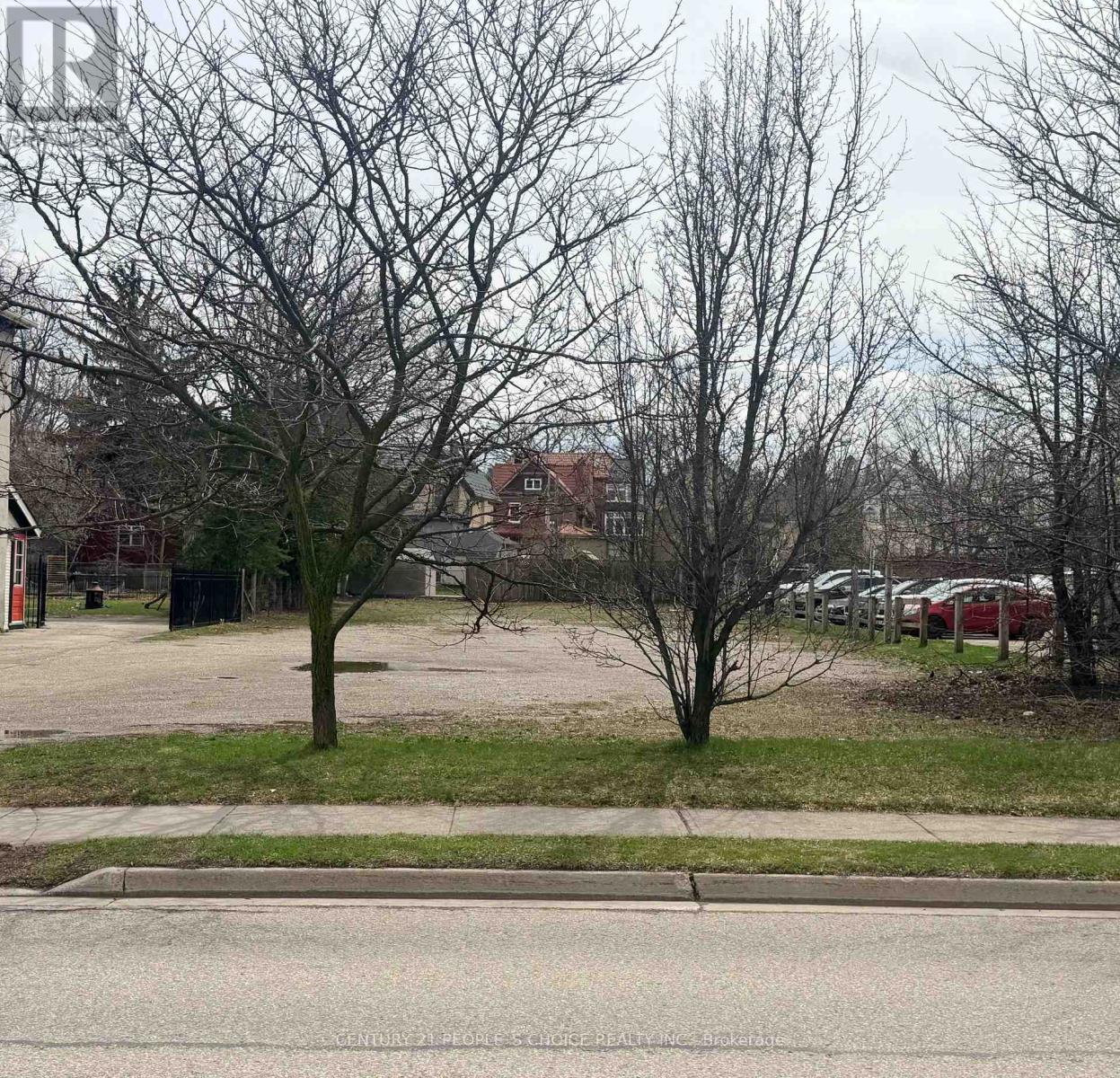 237 Frederick Street, Kitchener, Ontario  N2H 2M7 - Photo 2 - X13015734