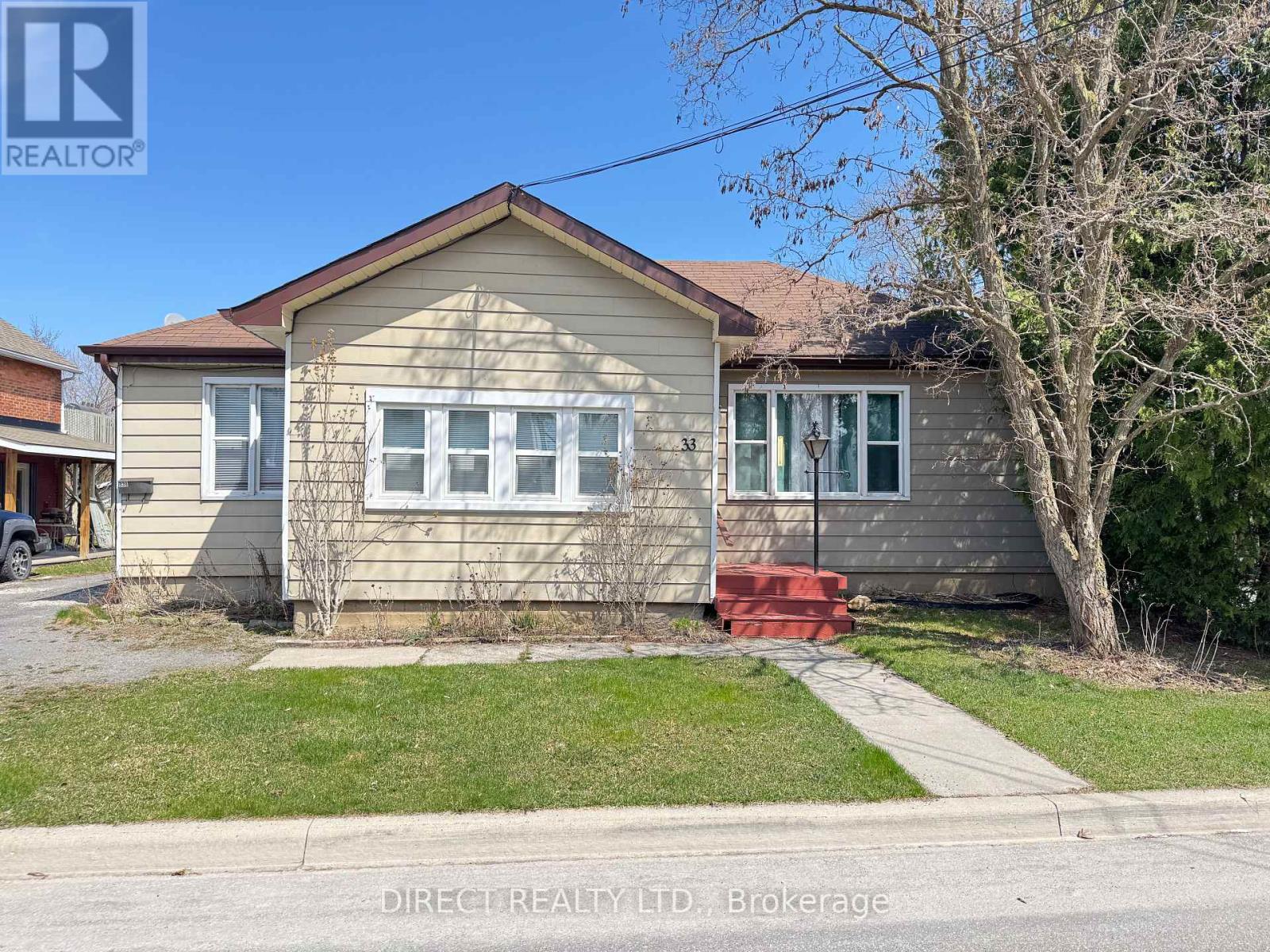 33 Sinclair Street, Belleville, Ontario  K8P 3S5 - Photo 2 - X12642996