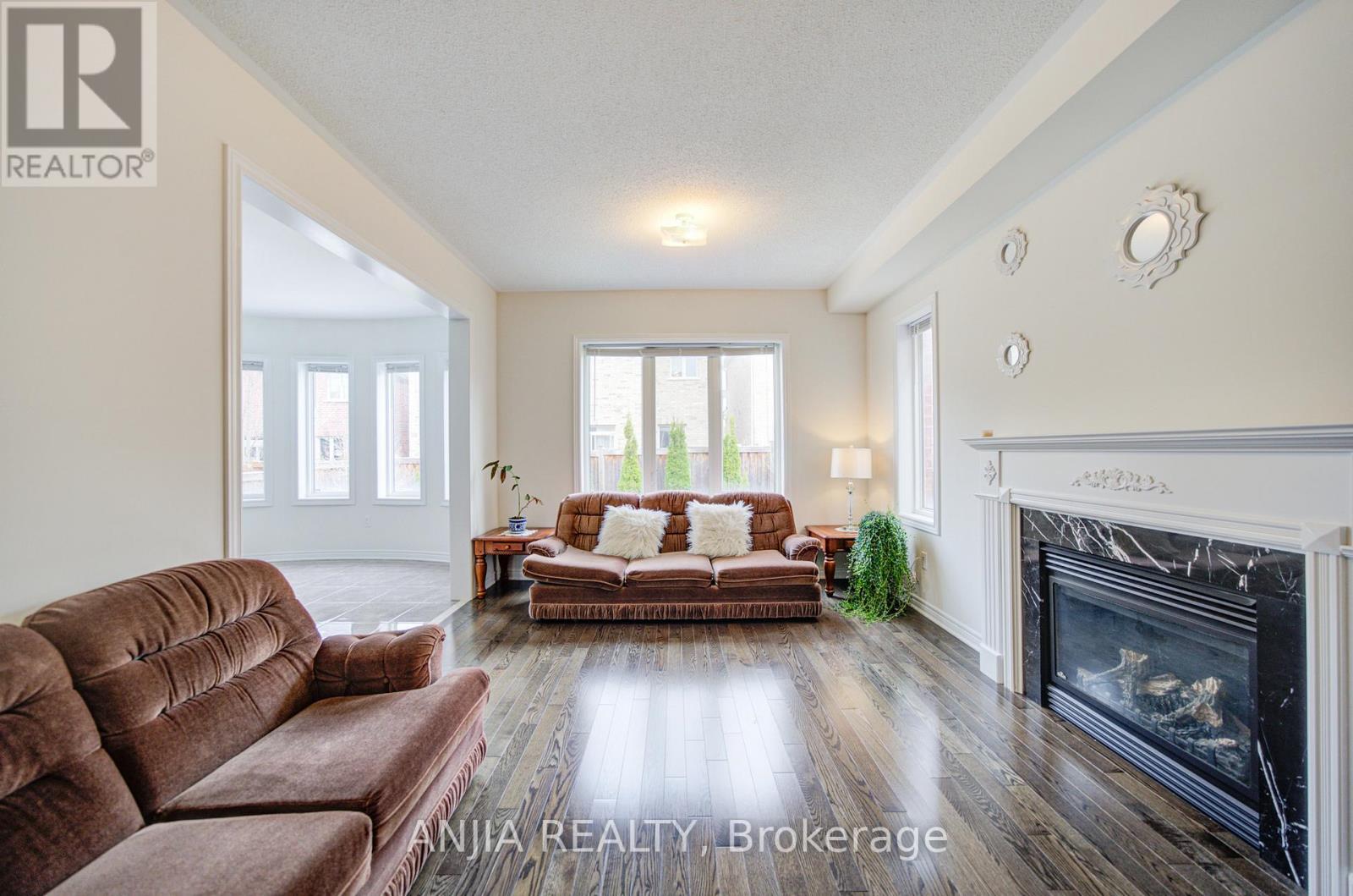 1165 Blencowe Crescent, Newmarket, Ontario  L3X 0A9 - Photo 15 - N13019480