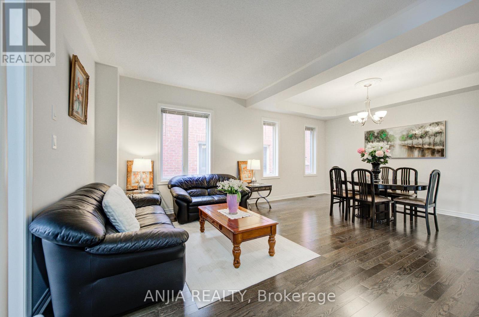 1165 Blencowe Crescent, Newmarket, Ontario  L3X 0A9 - Photo 7 - N13019480