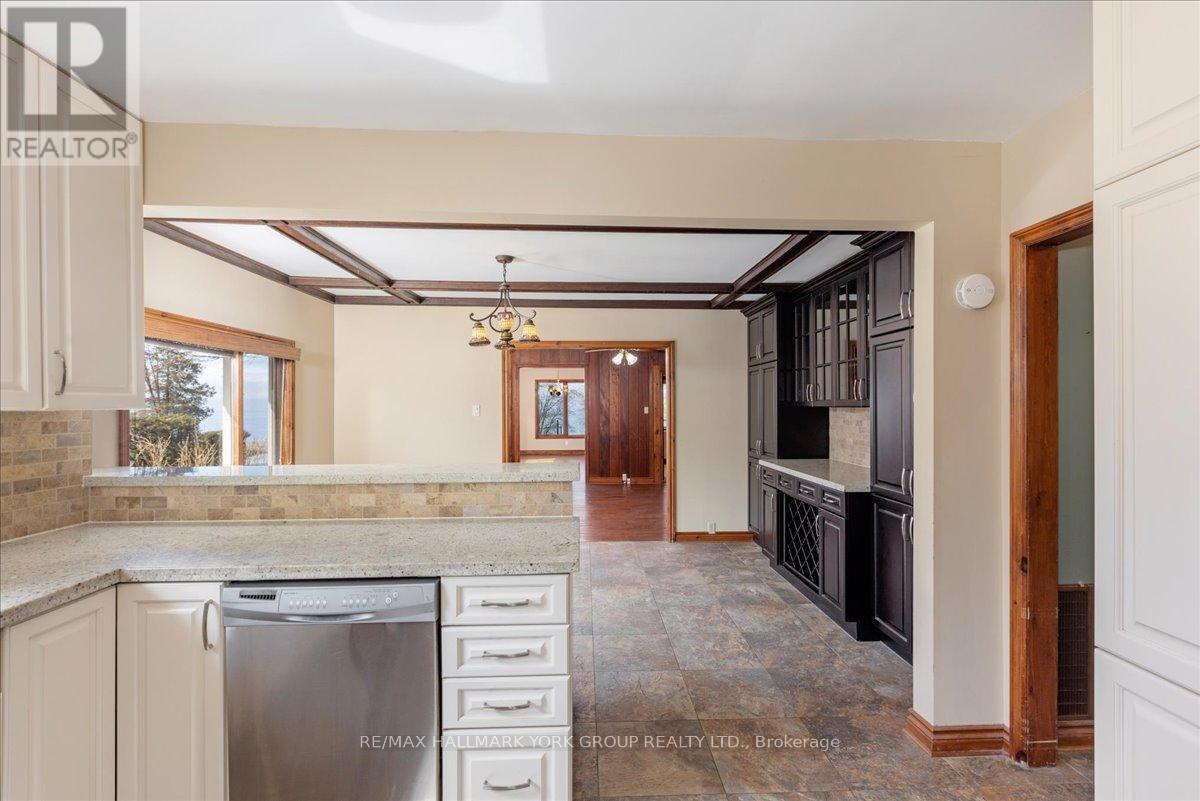 181 Lake Drive N, Georgina (Historic Lakeshore Communities), Ontario  L4P 3C8 - Photo 18 - N13019498