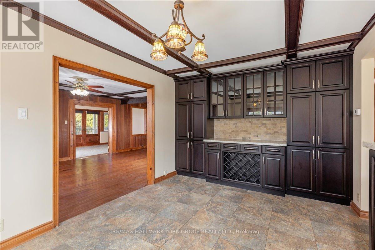 181 Lake Drive N, Georgina (Historic Lakeshore Communities), Ontario  L4P 3C8 - Photo 21 - N13019498