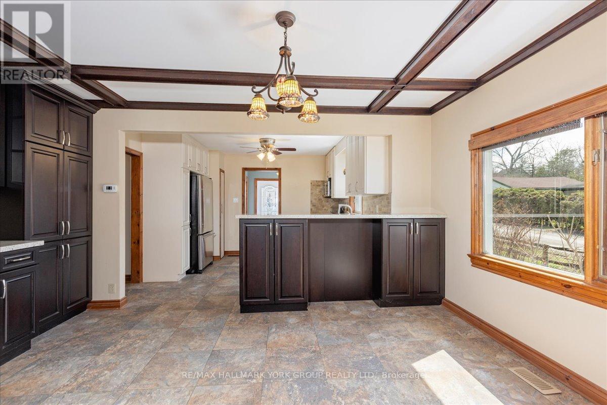 181 Lake Drive N, Georgina (Historic Lakeshore Communities), Ontario  L4P 3C8 - Photo 22 - N13019498