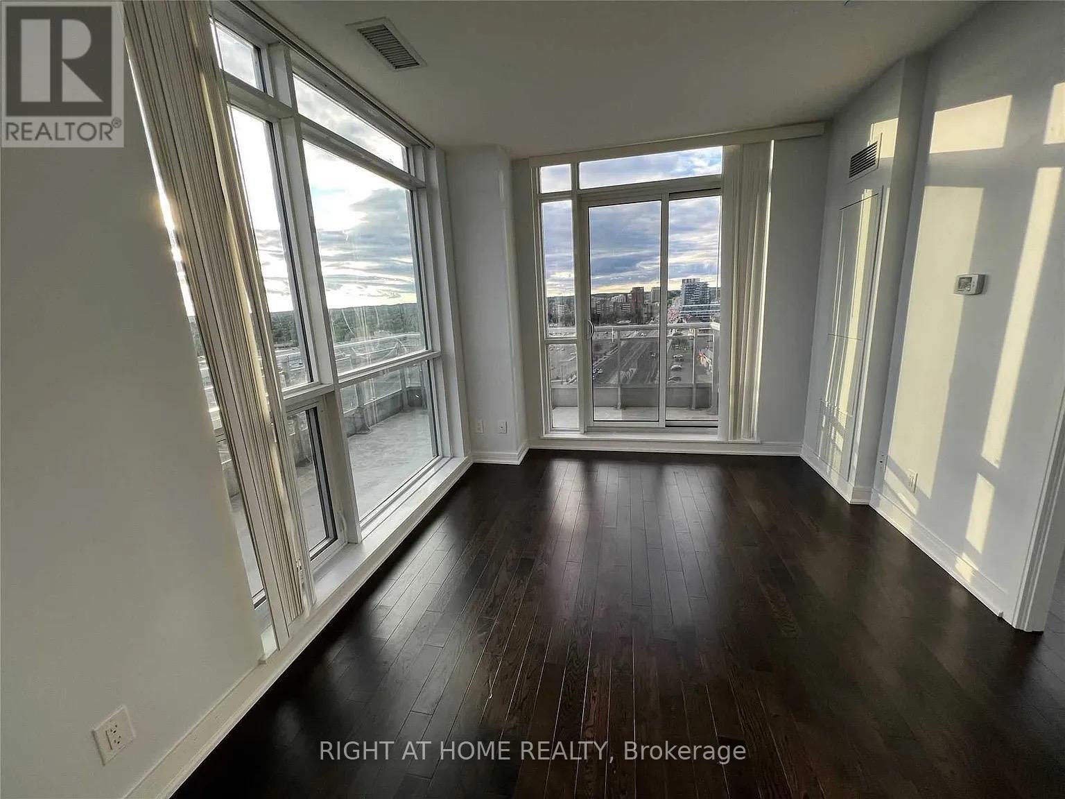 1209 - 9201 Yonge Street, Richmond Hill, Ontario  L4C 6Z2 - Photo 2 - N13019540