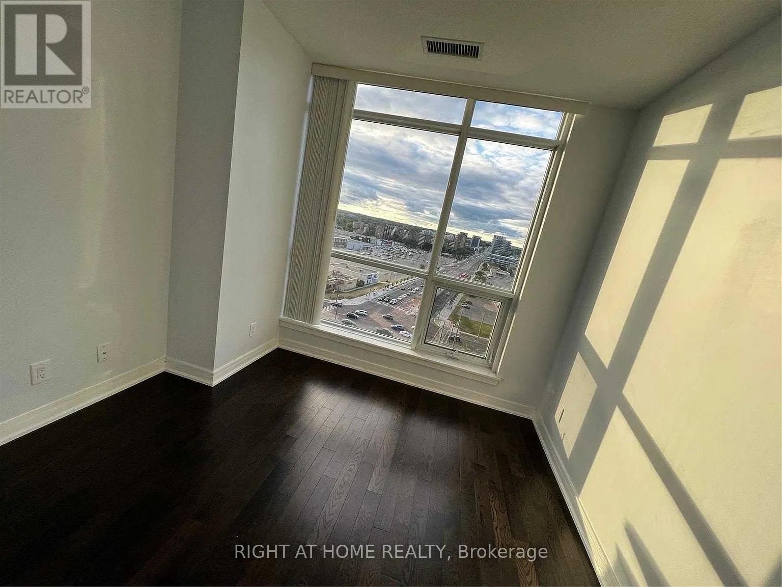 1209 - 9201 Yonge Street, Richmond Hill, Ontario  L4C 6Z2 - Photo 3 - N13019540