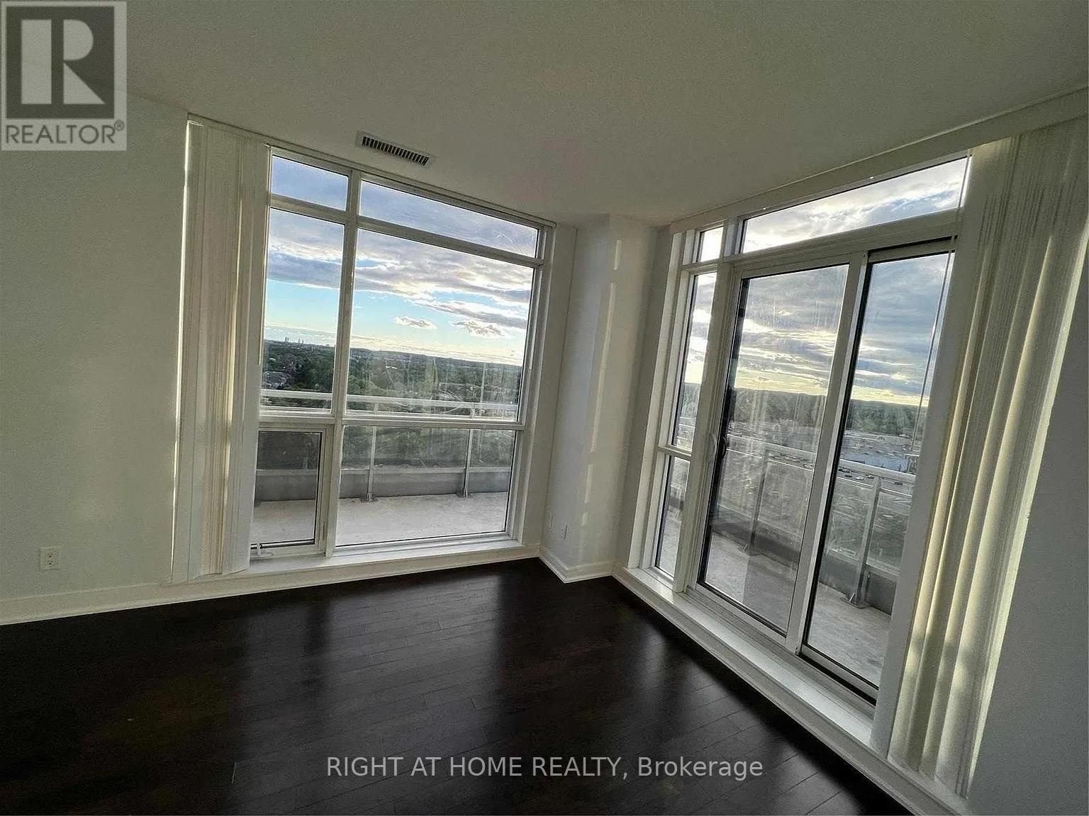 1209 - 9201 Yonge Street, Richmond Hill, Ontario  L4C 6Z2 - Photo 4 - N13019540