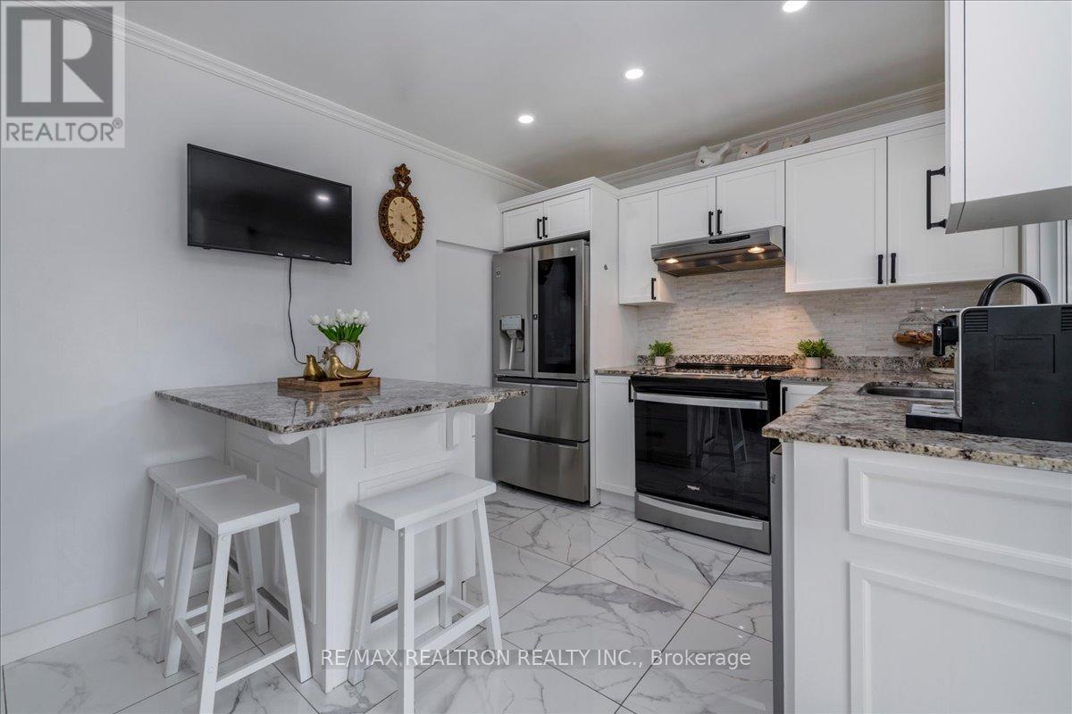 1129 Lindy Lane, Innisfil, Ontario  L0L 1R0 - Photo 14 - N13019610